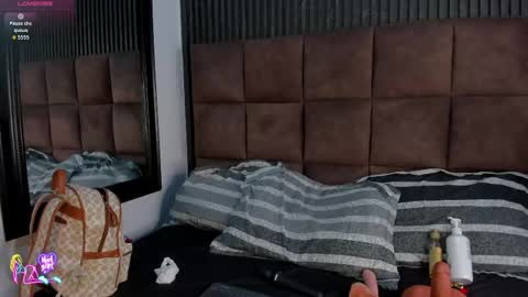 scarlet__love__ online show from 05/20/26, 11:38
