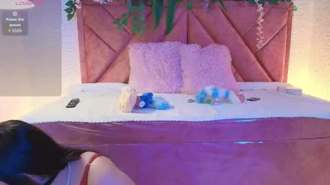 Snapshot of scarlet_anderson1 chatting on 09/14/25, 03:05 Scarlet online show from 09/14/25, 03:05