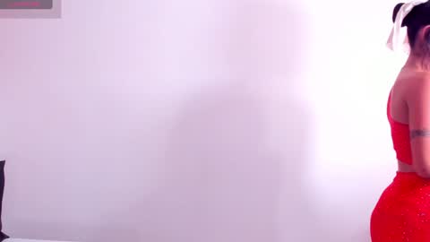 Snapshot of scarlet_castro chatting on 12/05/24, 12:00 Scarlet online show from 12/05/24, 12:00