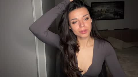 Sophie online show from 06/18/26, 07:41