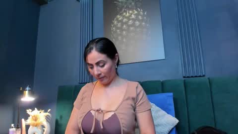 Snapshot of scarlet_edwars chatting on 02/05/26, 06:56 Scarlet Edwars online show from 02/05/26, 06:56