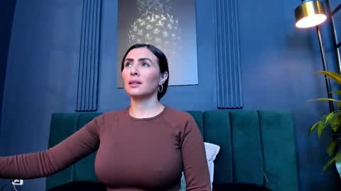 Snapshot of scarlet_edwars chatting on 02/18/26, 12:01 Scarlet Edwars online show from 02/18/26, 12:01