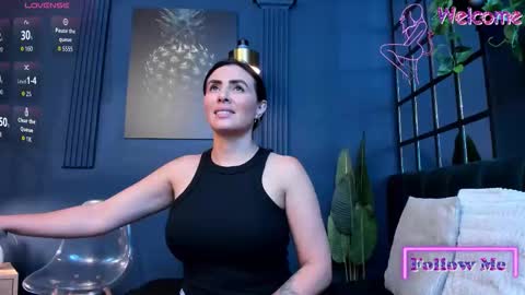 Snapshot of scarlet_edwars chatting on 02/24/26, 12:03 Scarlet Edwars online show from 02/24/26, 12:03