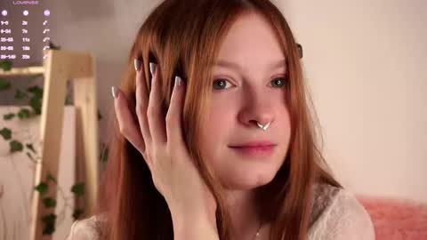 Snapshot of scarlet_fever10 chatting on 10/22/25, 12:49 scarlet_fever10 online show from 10/22/25, 12:49