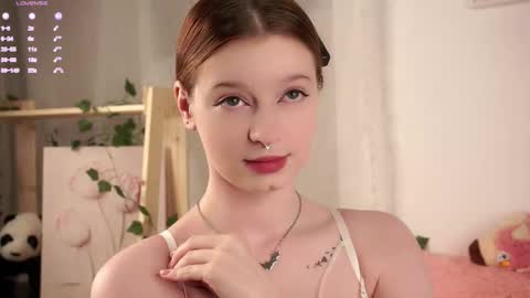 Snapshot of scarlet_fever10 chatting on 11/24/25, 02:28 scarlet_fever10 online show from 11/24/25, 02:28