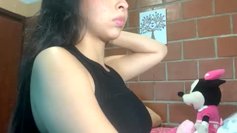 Snapshot of scarlet_muse18 chatting on 04/23/26, 10:23 scarlet_muse18 online show from 04/23/26, 10:23