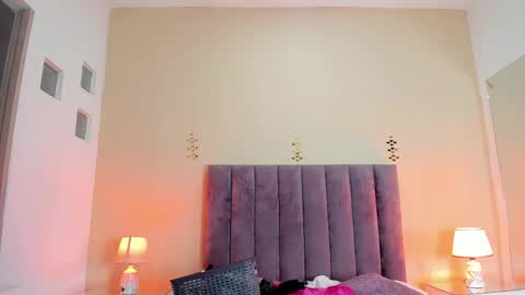 Snapshot of scarlet_pielcanela chatting on 06/06/26, 08:24 Scarlet online show from 06/06/26, 08:24