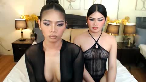 Scarlet online show from 04/23/26, 12:29