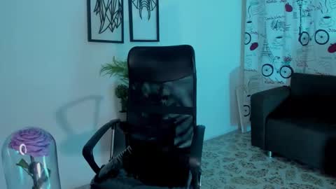 SCARLET online show from 09/10/25, 02:44