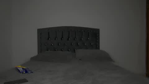 Snapshot of scarletandkate chatting on 09/09/25, 03:39 scarletandkate online show from 09/09/25, 03:39