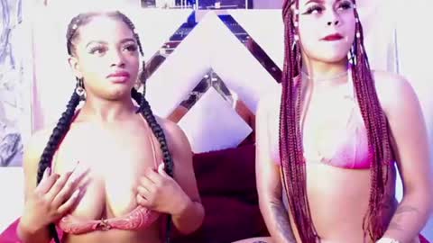 scarlet and roxane online show from 07/28/26, 06:20