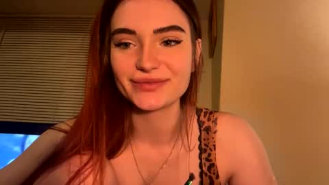 scarletbean online show from 01/24/25, 11:48