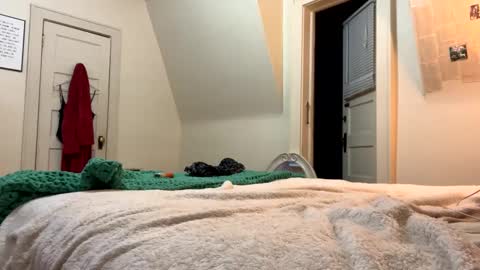 scarletbean online show from 02/22/25, 01:57