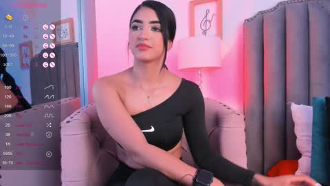 Snapshot of scarleth6 chatting on 12/14/24, 05:47 online show from 12/14/24, 05:47