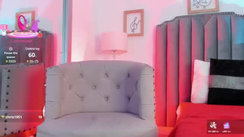 Snapshot of scarleth6 chatting on 02/28/25, 02:42 online show from 02/28/25, 02:42