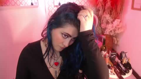 Snapshot of scarleth_bluee chatting on 10/30/25, 02:57 Scarleth online show from 10/30/25, 02:57