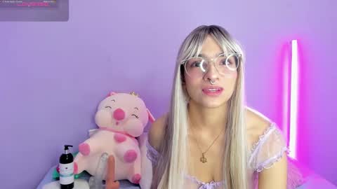 I am  Scarleth  Check mi profile online show from 01/27/25, 12:05