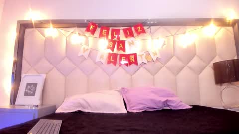 scarlethbigbug online show from 02/13/26, 12:23