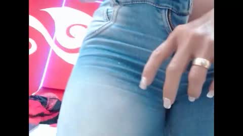 Snapshot of scarlethchannel chatting on 10/29/25, 03:36 Scarleth online show from 10/29/25, 03:36