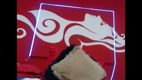 Snapshot of scarlethchannel chatting on 10/30/25, 06:52 Scarleth online show from 10/30/25, 06:52