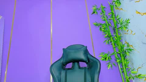 Denis online show from 10/10/25, 04:55