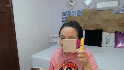 scarlet  online show from 09/20/25, 10:05