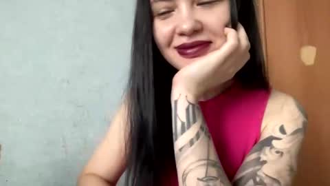 Snapshot of scarletpetal chatting on 01/24/25, 06:57 scarletpetal online show from 01/24/25, 06:57