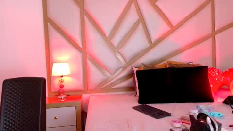 Scarlet online show from 02/21/25, 05:09