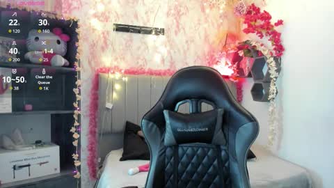 Snapshot of scarlett21__ chatting on 03/29/26, 04:34 Scarlett online show from 03/29/26, 04:34