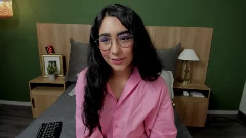 Scarlett  online show from 01/16/26, 12:20