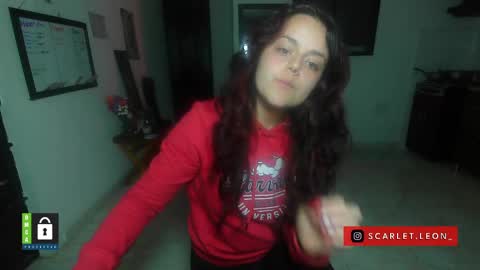 Snapshot of scarlett77_ chatting on 04/10/26, 11:31 Scarletland welcome online show from 04/10/26, 11:31