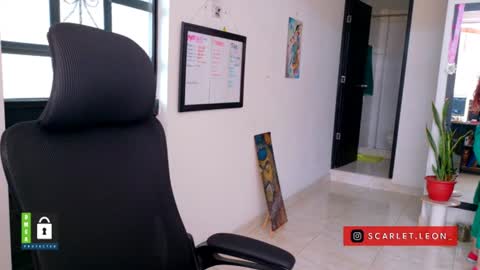 Snapshot of scarlett77_ chatting on 07/02/26, 06:25 Scarletland welcome online show from 07/02/26, 06:25
