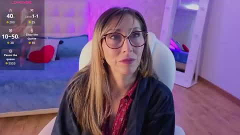 Snapshot of scarlett_079 chatting on 06/18/26, 11:47 Scarlett online show from 06/18/26, 11:47