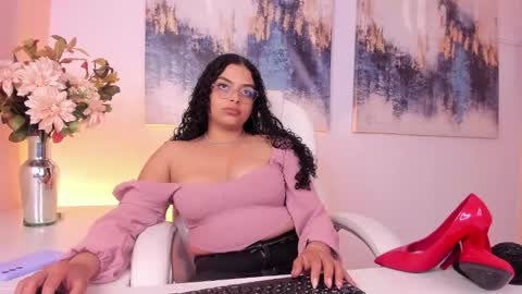 Snapshot of scarlett__2 chatting on 03/19/26, 09:30 Scarlett online show from 03/19/26, 09:30