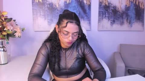 Snapshot of scarlett__2 chatting on 03/28/26, 09:25 Scarlett online show from 03/28/26, 09:25