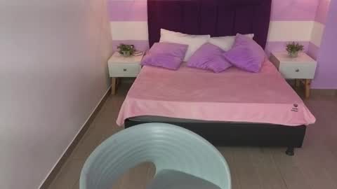 Snapshot of scarlett__bell chatting on 03/26/26, 01:38 Scarlett online show from 03/26/26, 01:38