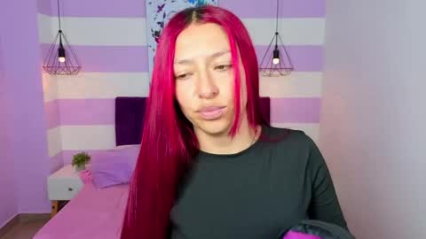 Snapshot of scarlett__bell chatting on 05/04/26, 11:28 Scarlett online show from 05/04/26, 11:28