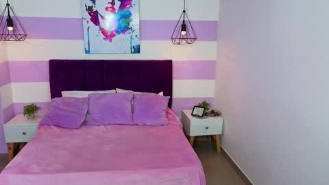 Snapshot of scarlett__bell chatting on 05/11/26, 02:45 Scarlett online show from 05/11/26, 02:45