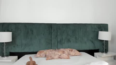 Snapshot of scarlett__noir chatting on 03/28/26, 07:35 scarlett__noir online show from 03/28/26, 07:35