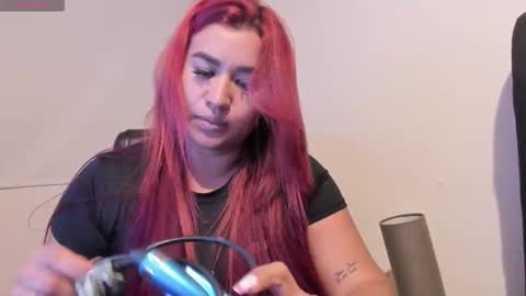 Scarlett Anaiz online show from 10/20/25, 12:11