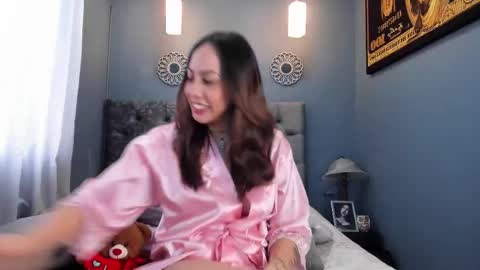 Snapshot of scarlett_buttock chatting on 01/11/26, 04:56 Scarlett online show from 01/11/26, 04:56