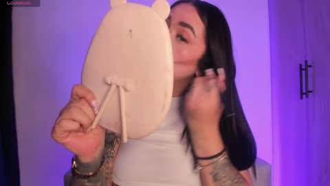 Snapshot of scarlett_collins_ chatting on 04/07/26, 05:08 SCARLETT COLLINS online show from 04/07/26, 05:08