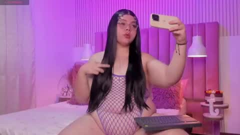 Snapshot of scarlett_dreamss7 chatting on 07/13/26, 11:57 Scarlett online show from 07/13/26, 11:57