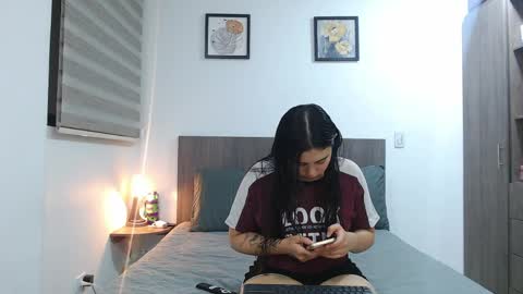 Snapshot of scarlett_evance chatting on 04/03/26, 10:35 Scarlett and Jazmin online show from 04/03/26, 10:35