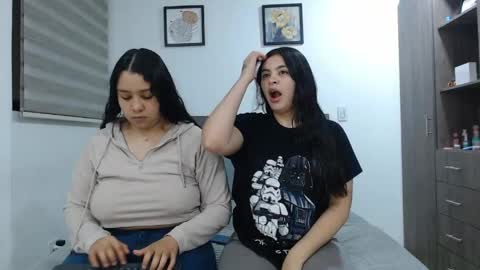 Snapshot of scarlett_evance chatting on 06/09/26, 09:43 Scarlett and Jazmin online show from 06/09/26, 09:43