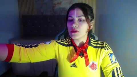Snapshot of scarlett_jhonson_ch chatting on 06/27/26, 11:54 scarlett_jhonson_ch online show from 06/27/26, 11:54