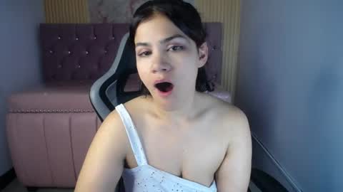 Snapshot of scarlett_jhonson_ch chatting on 06/28/26, 12:33 scarlett_jhonson_ch online show from 06/28/26, 12:33