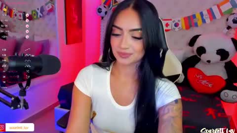 Snapshot of scarlett_luv chatting on 06/18/26, 02:45 Kim online show from 06/18/26, 02:45
