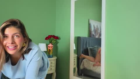 Snapshot of scarlett_moore_ chatting on 02/21/26, 06:20 Scarlett online show from 02/21/26, 06:20