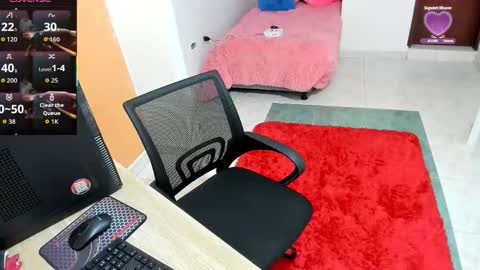 Scarlett online show from 10/28/25, 01:25